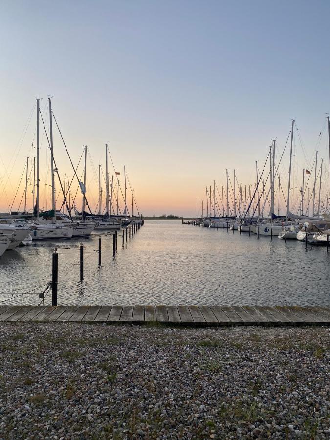 Stylische Ferienwohnung Top Lage Am Hafen, Strand Und Meer Wendtorf Екстер'єр фото